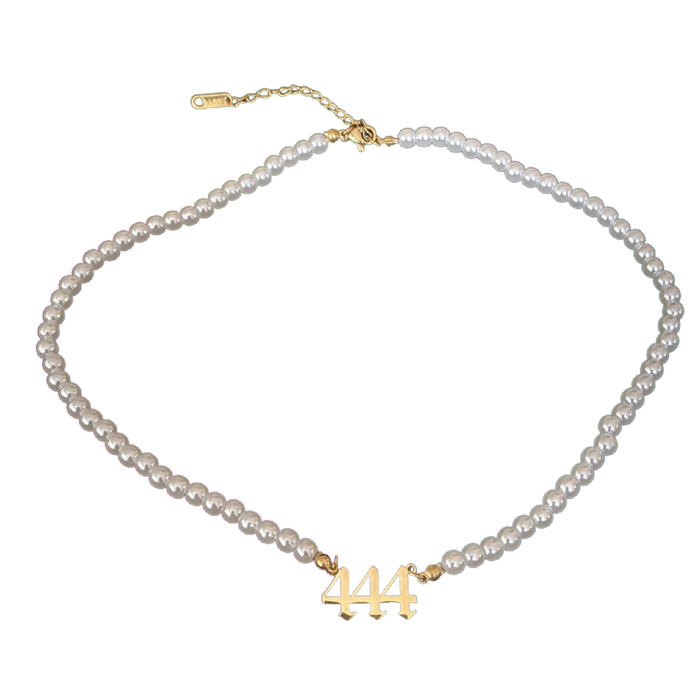 444 Pearl Choker