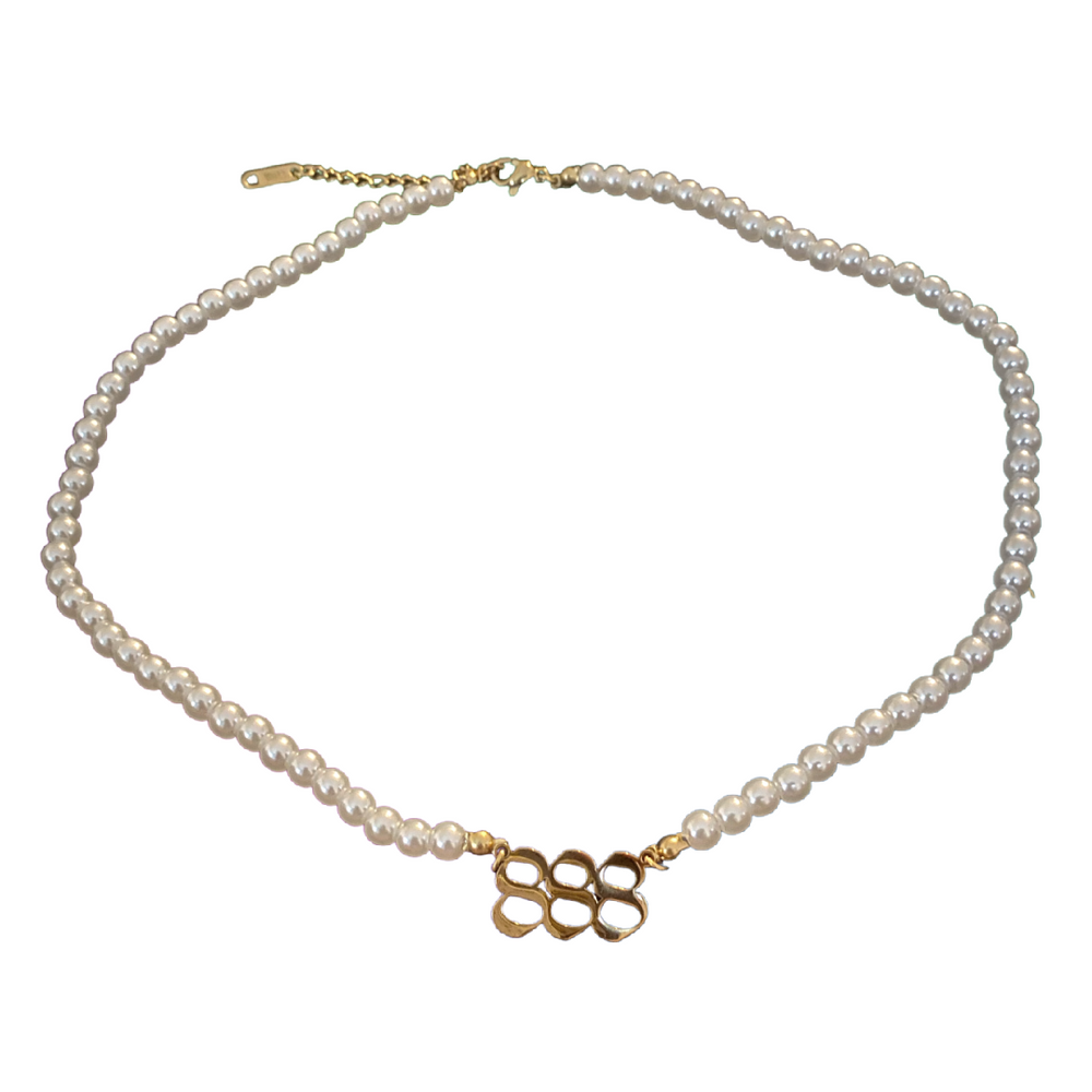 888 Pearl Choker