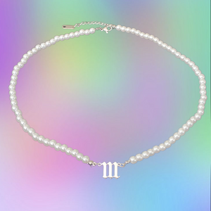 111 Pearl Choker