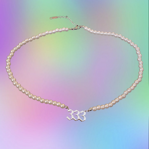 333 Pearl Choker